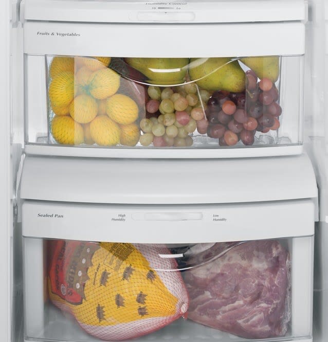 GE GSE25GGHBB 36 Inch Freestanding Side by Side Refrigerator with 25.32 Cu. Ft. Total Capacity Fresh Food Multi Level Drawers Arctica Icemaker Integrated Shelf Support System Advanced Water filtration...