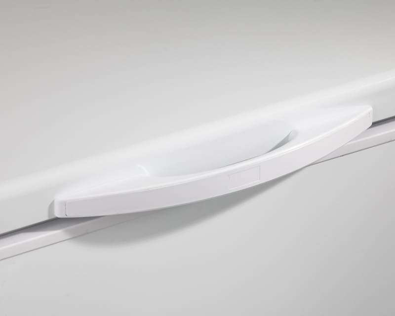 Danby DCFM102A2WDD 10.2 cu. ft. Manual Defrost Chest Freezer with 2 Adjustable Wire Baskets, 1