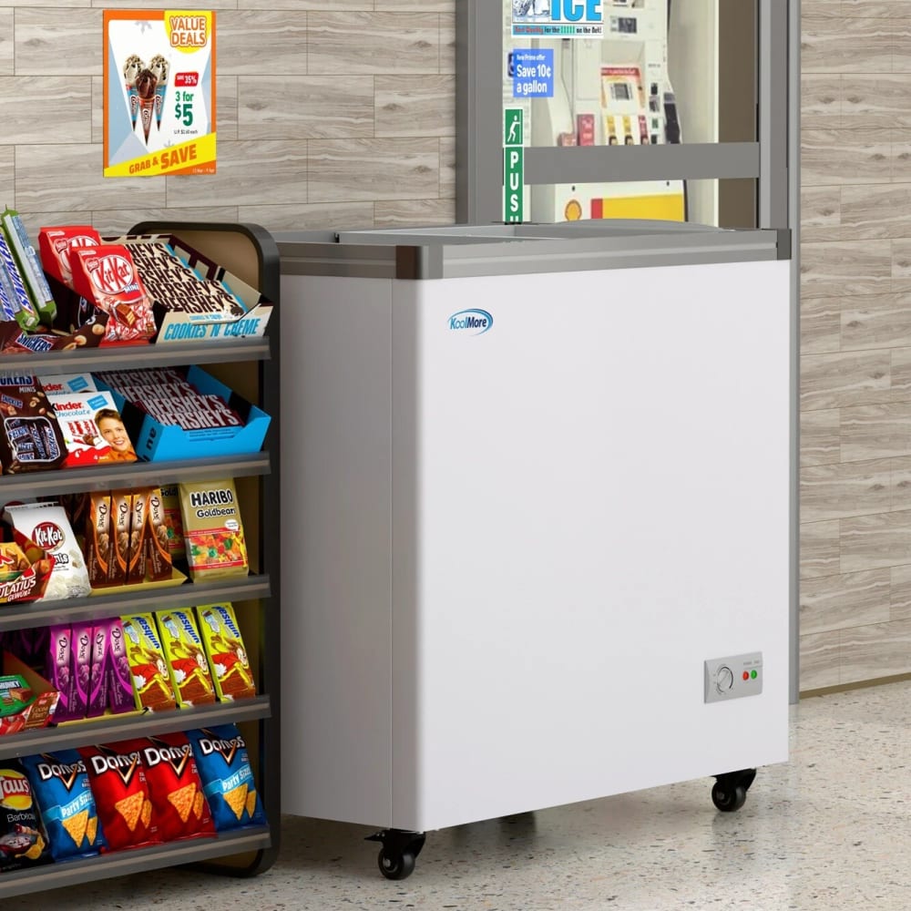 Koolmore KMICD7C 33 Inch Freestanding Ice Cream Display Chest