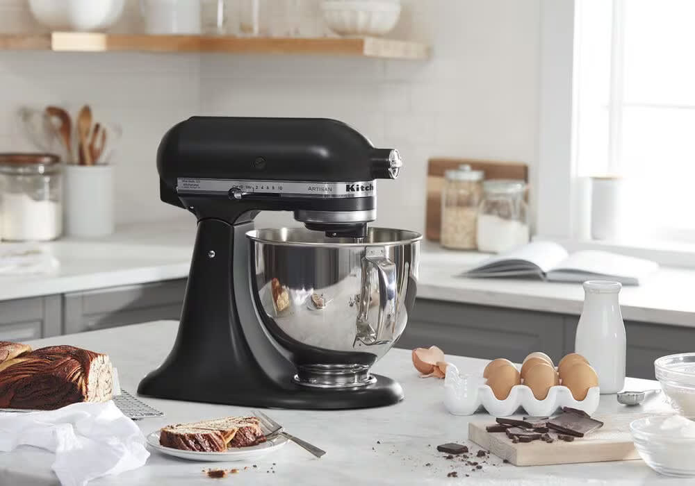 KitchenAid KSM150PSBM 5 Quart Tilt-Head Stand Mixer with 10 Speeds
