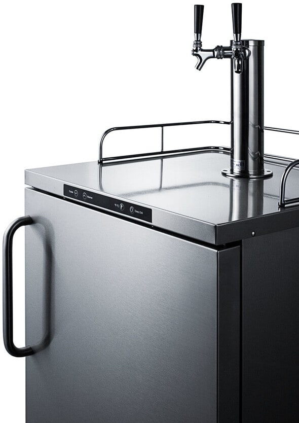 Summit SBC635MOS7TWIN 24 Inch Freestanding Outdoor Kegerator with 5.6