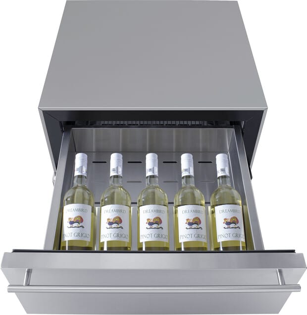 Summit SCR615TDCSS 24 Inch BuiltIn Beverage Center with 4.76 cu. ft