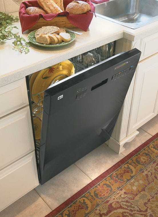 LG LDS5811BB Full Console Dishwasher with 6 Wash Cycles Semi