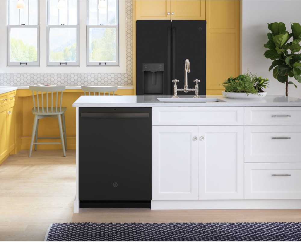 GE GDT630PFRDS 24 Inch Fully Integrated Dishwasher with 16 Place