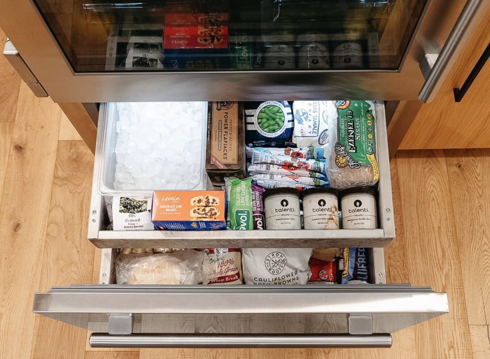 True Residential TR36RBFRSSA 36 Inch BuiltIn Bottom Mount Refrigerator