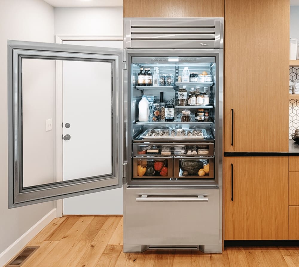 True Residential TR36RBFLSGA 36 Inch BuiltIn Bottom Mount Refrigerator