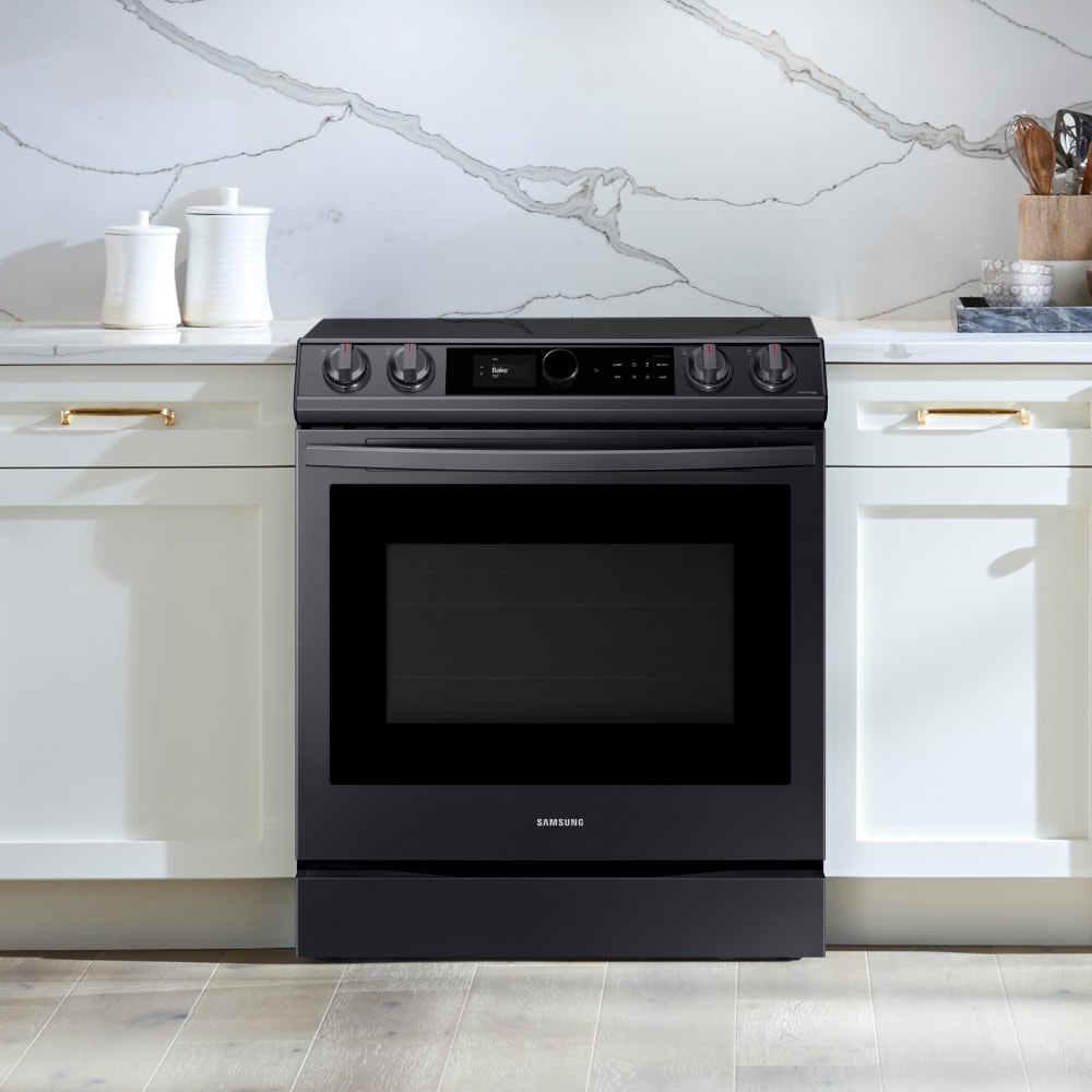 NE63A8711QNSamsung Bespoke Smart Slide-in Electric Range 6.3 cu