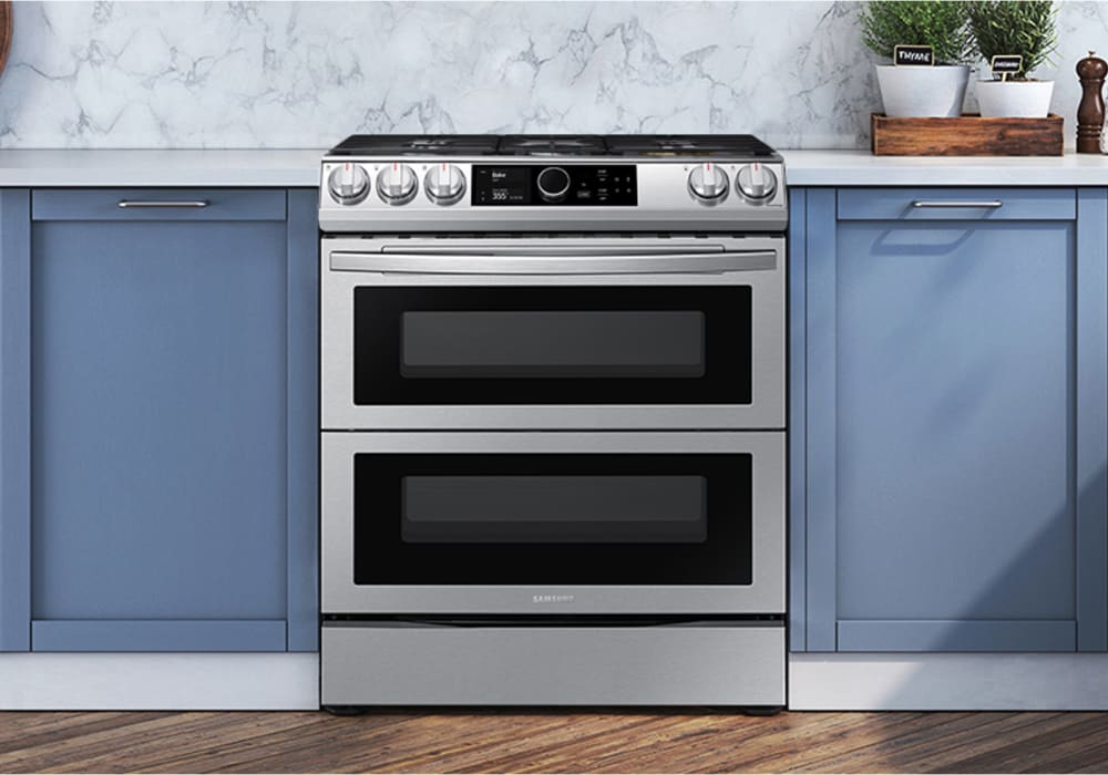 Samsung Bespoke 30 in. 6.0 cu. ft. Smart Air Fry Convection Oven Slide-In  Gas Range with 5 Sealed Burners & Griddle - White Glass