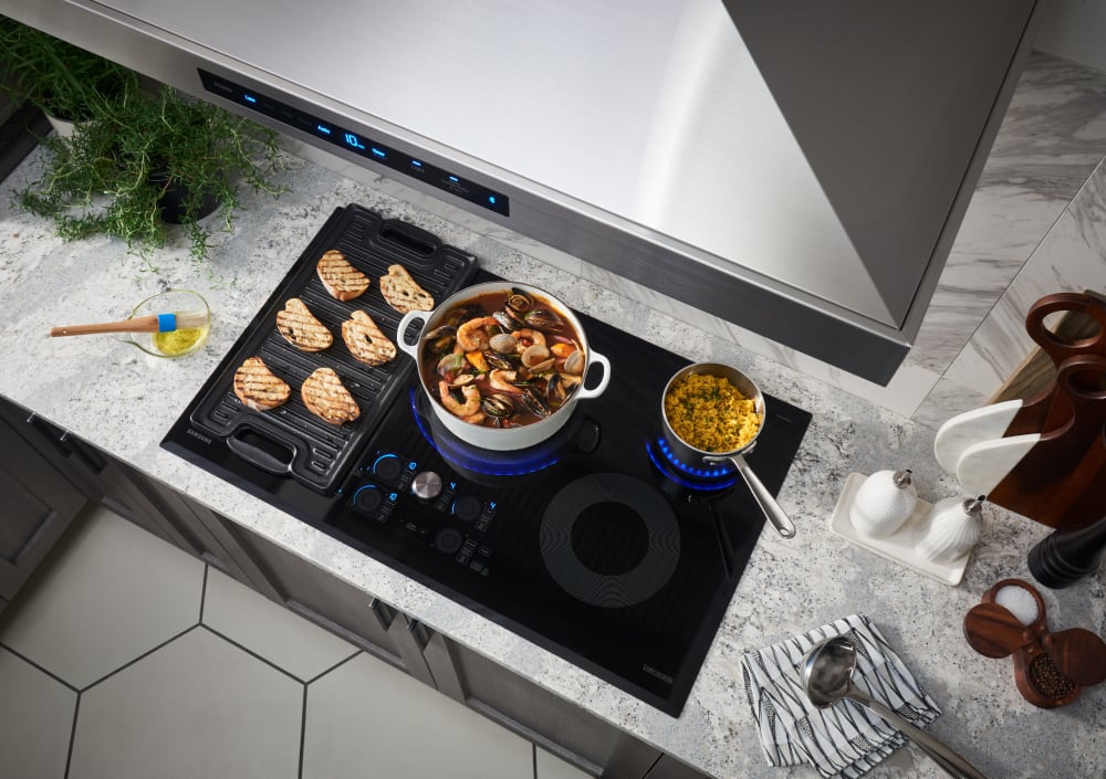 Samsung NZ36M9880UB 36 Inch Smart Induction Cooktop with WiFi, Flex