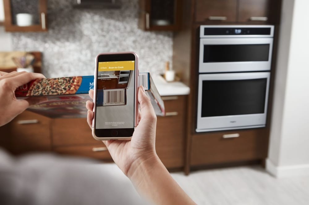 Whirlpool 6.4 cu ft smart combination wall oven with touchscreen top