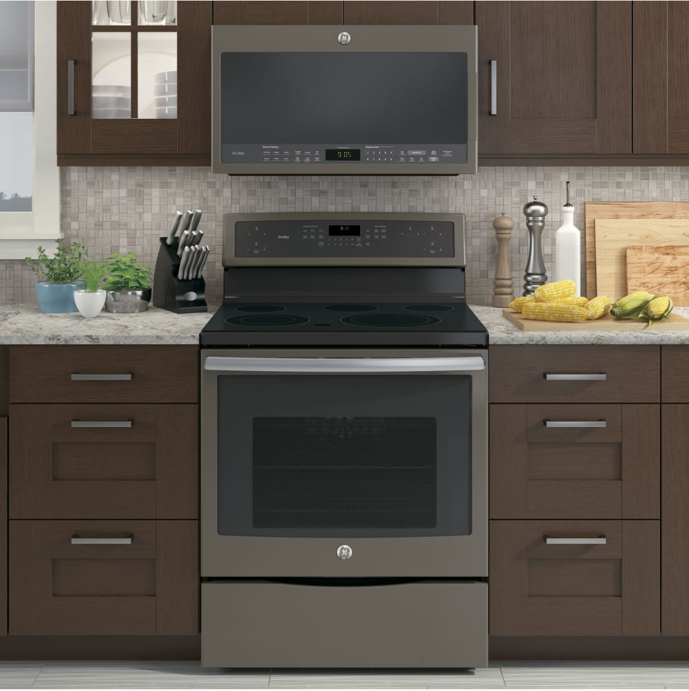 GE PB911EJES 30 Inch Freestanding Electric Range with True Convection