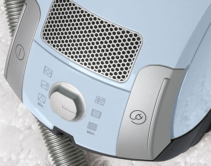 Miele S4212Polaris Polaris Canister Vacuum Cleaner with 1200Watt Vortex Motor System, Super Air