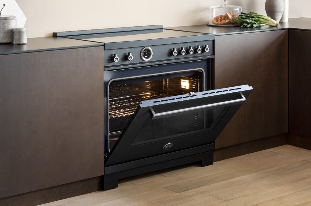Bertazzoni PRO365ICFEPCAT 36 Inch Freestanding Induction Range with 5