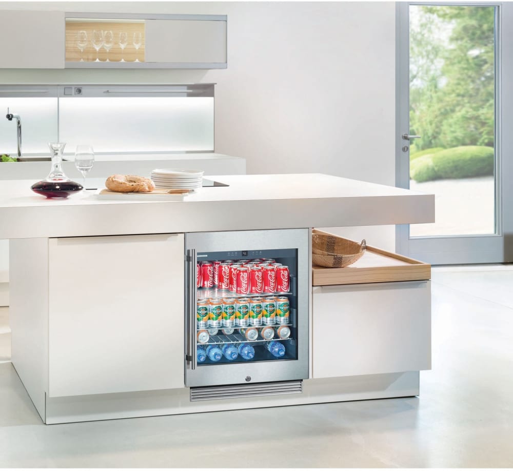 Liebherr RU510 24 Inch BuiltIn Undercounter Beverage Center with 3.8