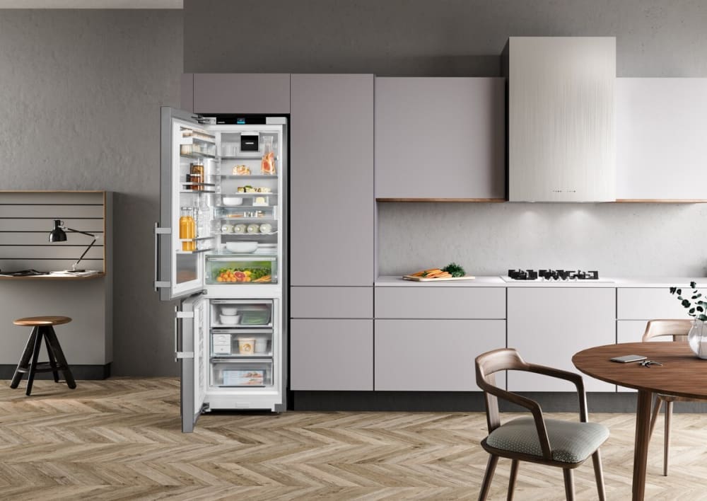 Liebherr SC5781 24 Inch Freestanding Bottom Freezer Refrigerator with 12.8 cu. ft. Total Capacity DuoCooling SuperFrost VarioSafe LED Lighting NoFrost Door Alarm Easy Fresh Energy Star Certified and S...