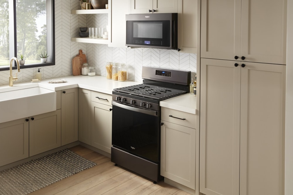 Whirlpool WMH78519LV 30 Inch OvertheRange Microwave Oven with 1.9 Cu