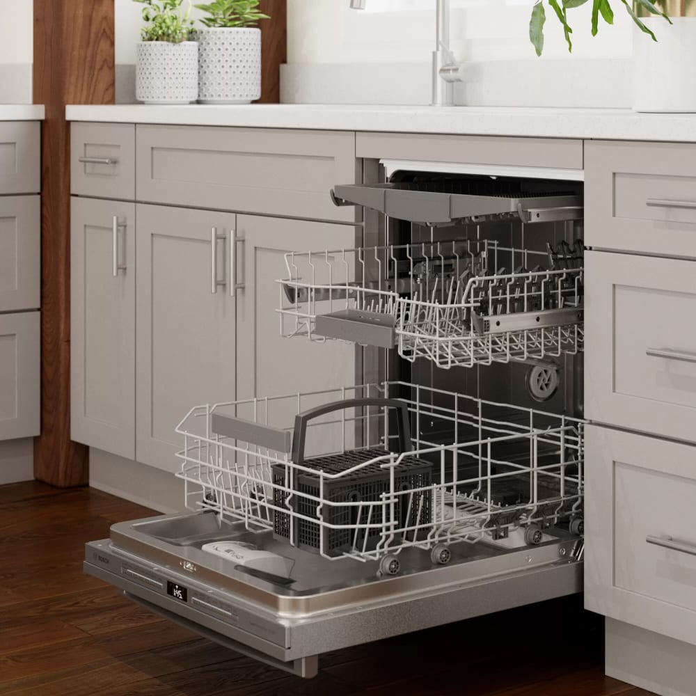Bosch SGX78B55UC 24 Inch Fully Integrated BuiltIn Smart Dishwasher