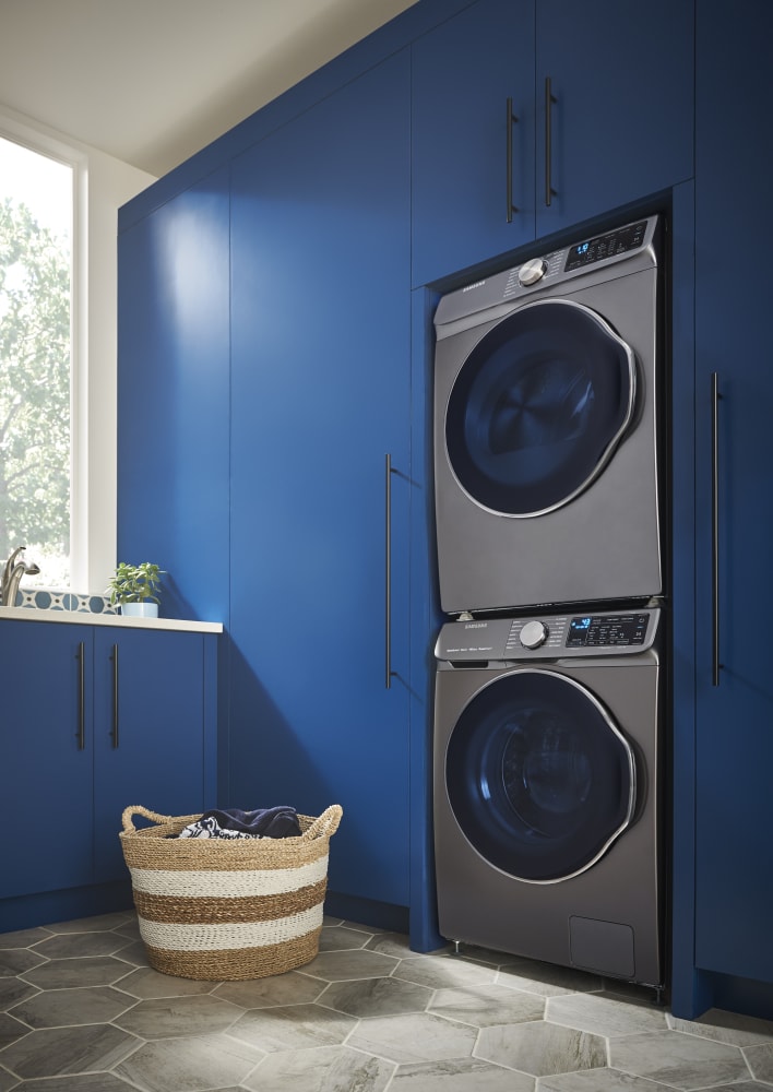 Samsung SAWADREIG68502 Stacked Washer &amp; Dryer Set with Front Load