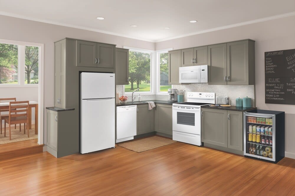 Tappan TMOS1613AW 30 Inch OverTheRange Microwave with 1.6 Cu. Ft