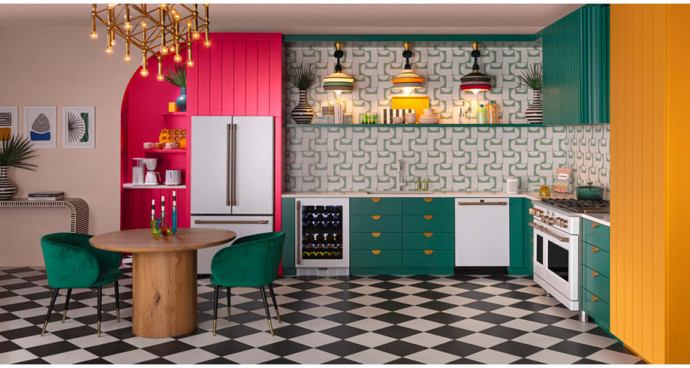 GE UVC9480SLSS Insert Smart Range Hood with 4Speed/610 CFM