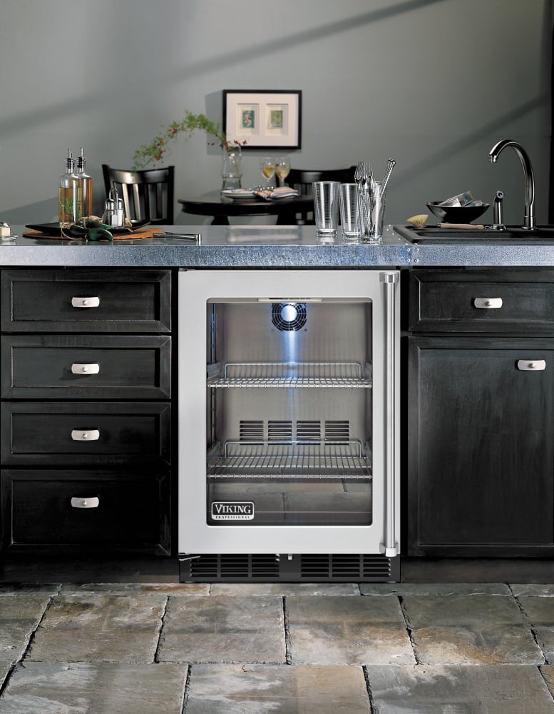 Viking VRCI5240GLSS 24 Inch Undercounter Refrigerator with 5.3 cu. ft