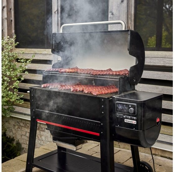 【残りわずか】 Weber 1500121 Searwood™ XL 600 Pellet Grill with 972 Sq. In エアコン