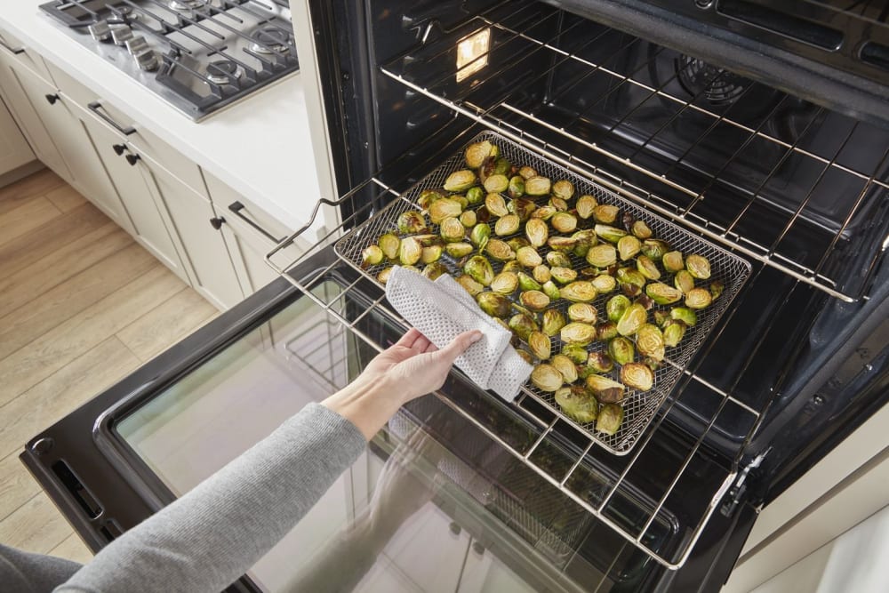 Whirlpool WOEC7027PZ 27 Inch Combination Smart Wall Oven with 4.3