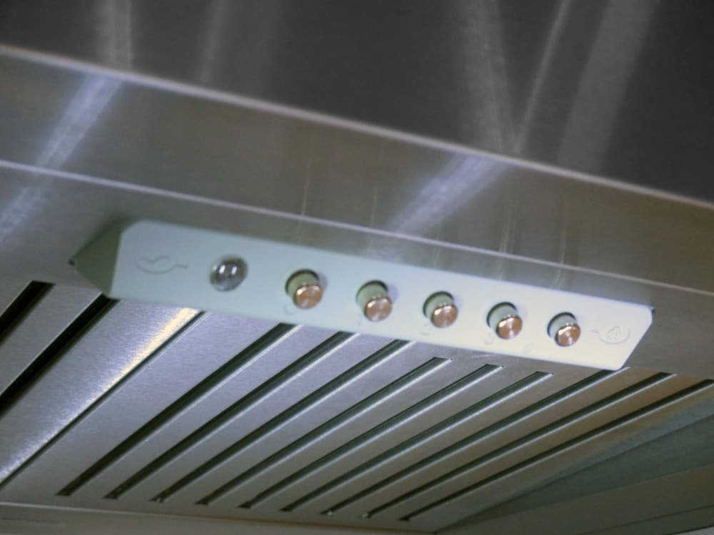 XO XOT30SMUA Under Range Hood with 3Speed/395 CFM Blower, Push