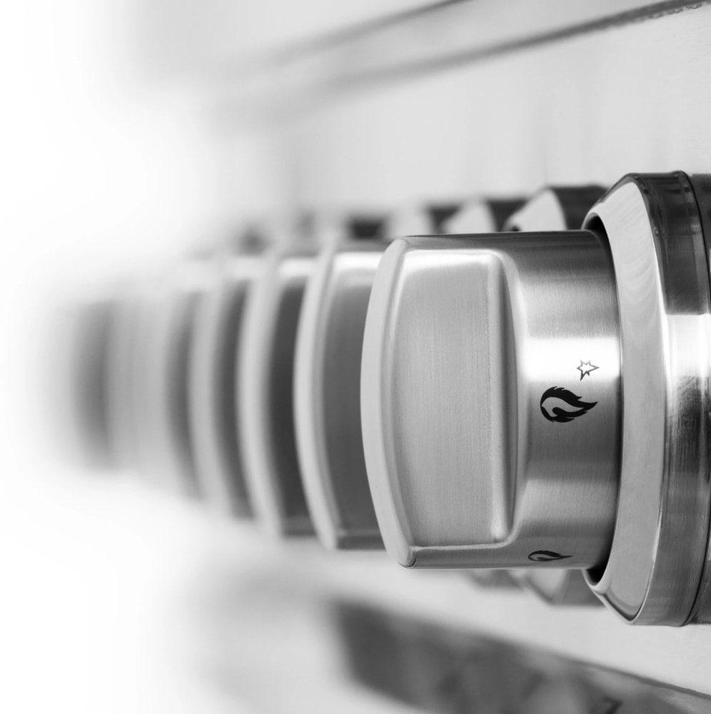 ZLINE RABR36 36 Inch Freestanding Dual Fuel Range with 6 Sealed Italian