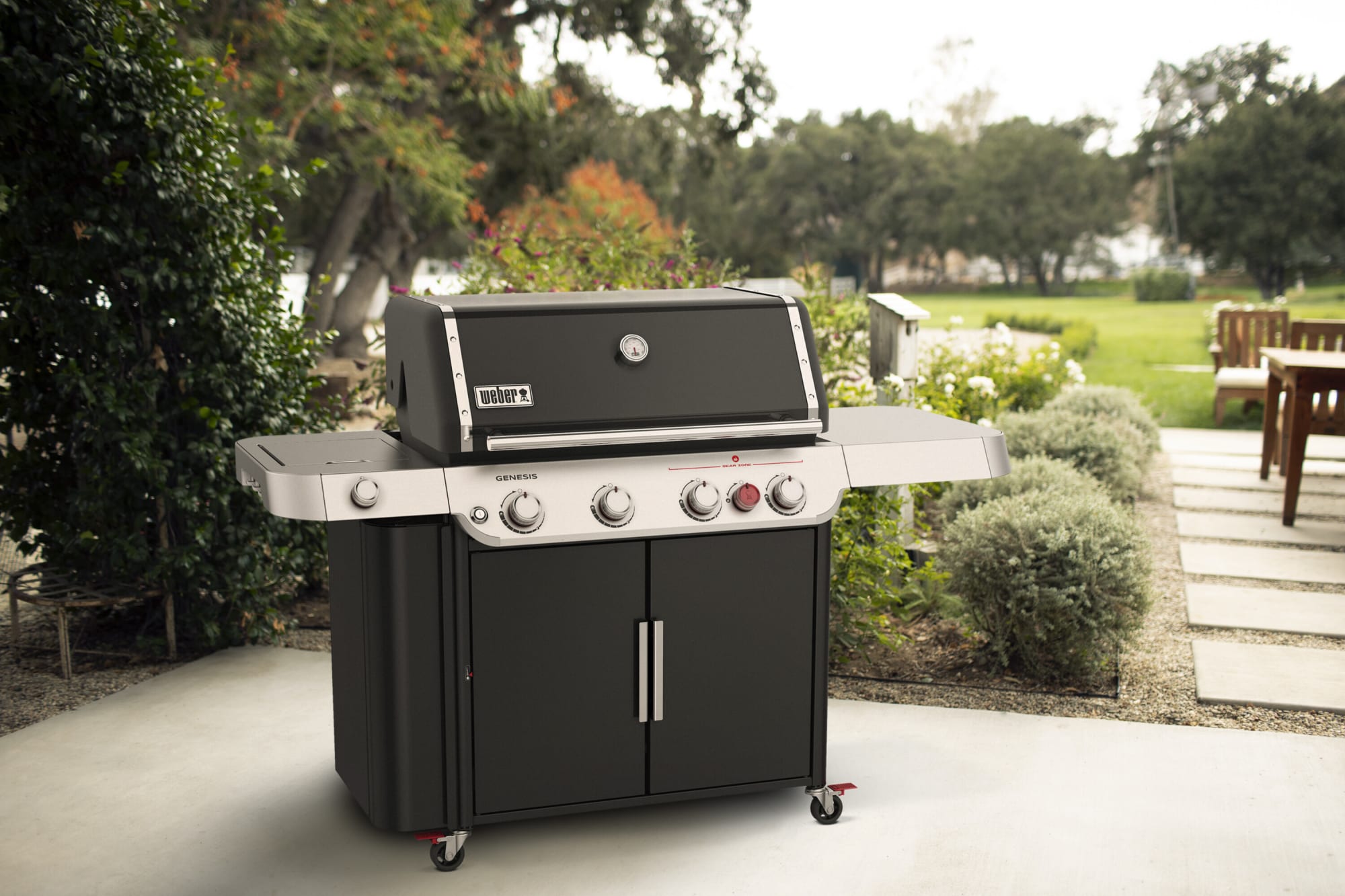 er 36410001 GENESIS E435s Freestanding Gas Grill with 994 sq. in. Cooking Surface, 4 Burners