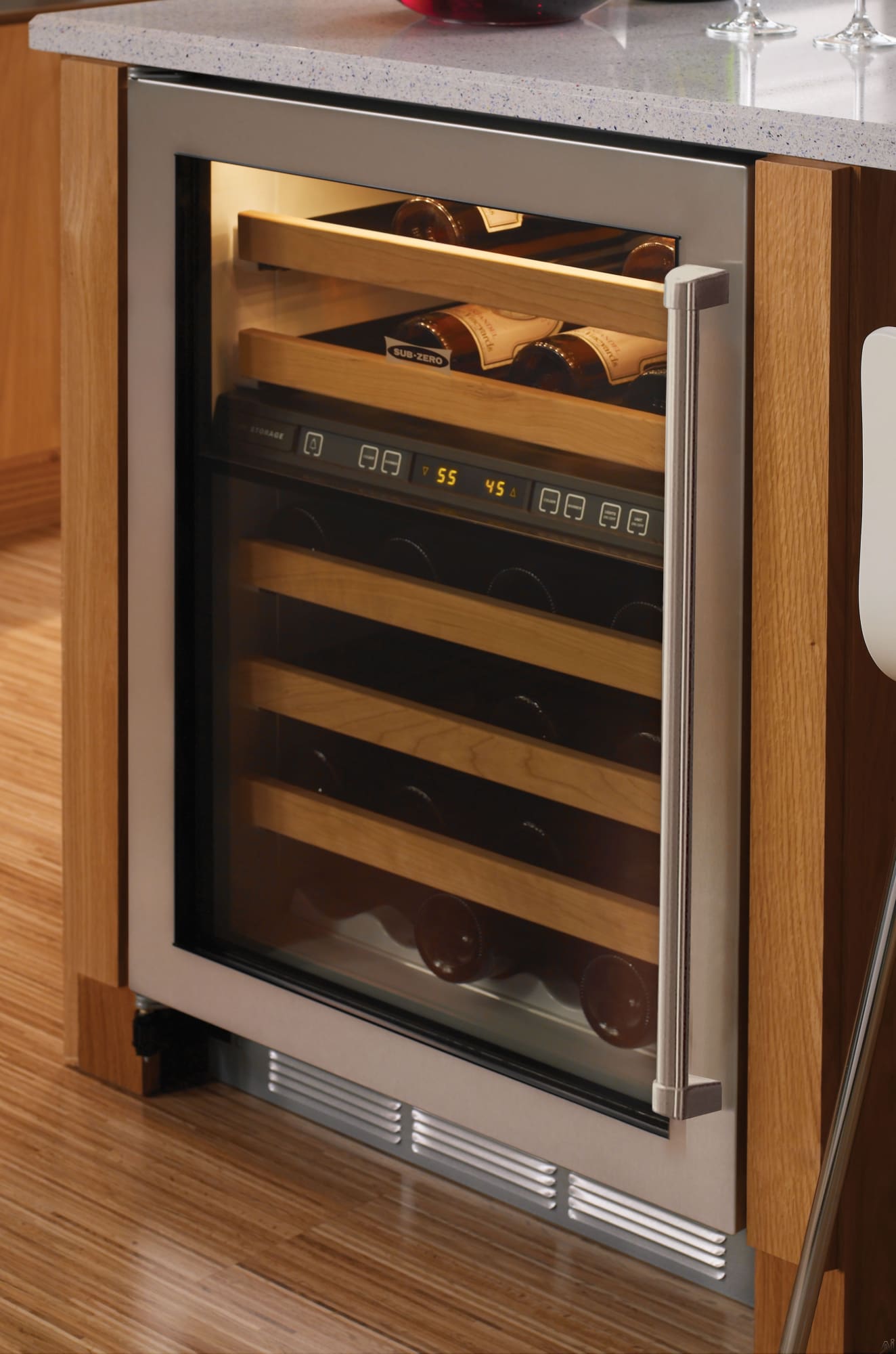 SubZero 424GSPHLH 24 Inch Undercounter Dual Zone Wine Storage with 46
