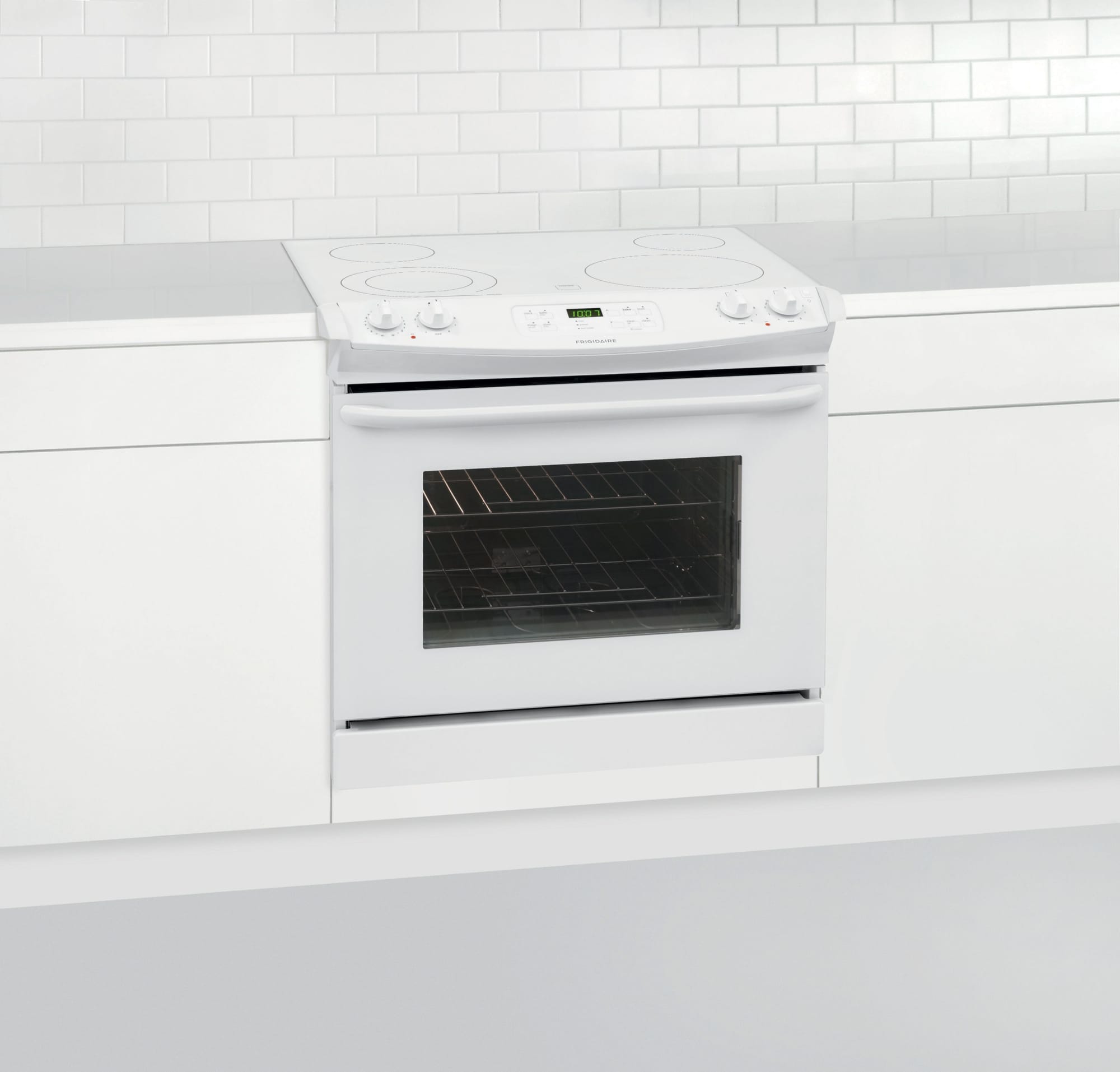 Frigidaire FFED3025PW 30 Inch Dropin Smoothtop Electric Range with