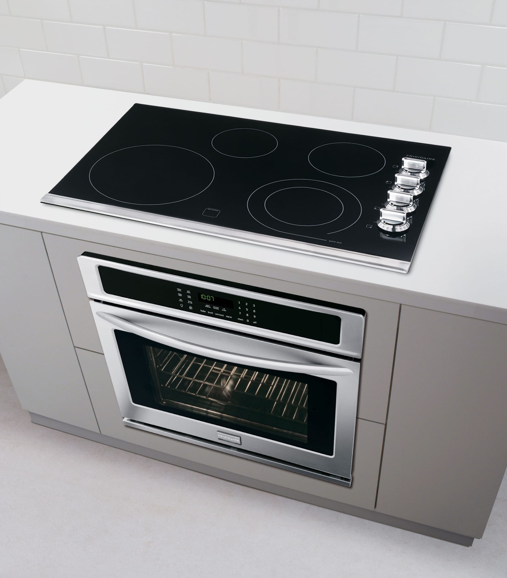 Frigidaire FGEC3045PS 30 Inch Smoothtop Electric Cooktop with 4 Cooking