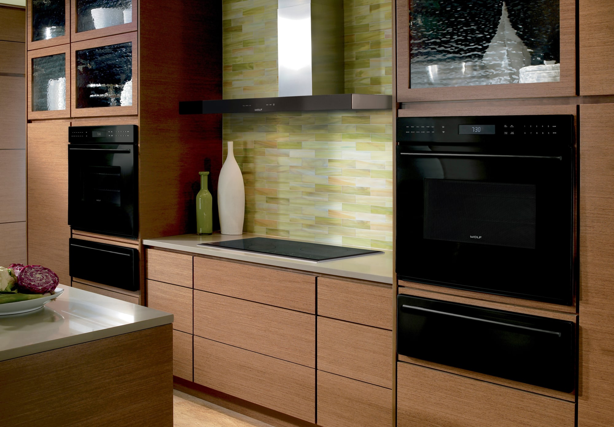 Wolf CI365TS 36 Inch Induction Cooktop with 5 Cooking Zones, 5 Bridge