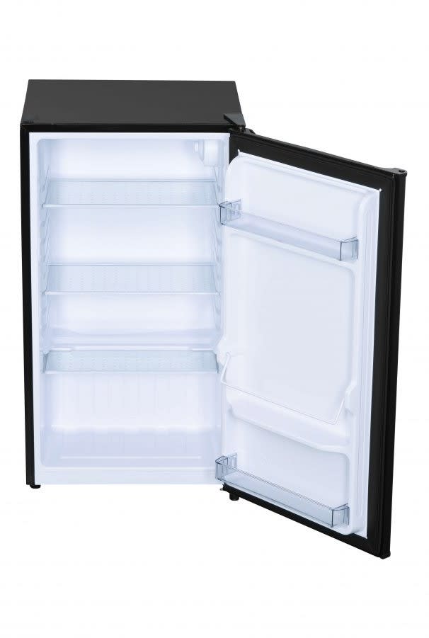 Danby DAR032B1BM 19 Inch Compact Refrigerator with 3.2 Cu. Ft. Capacity
