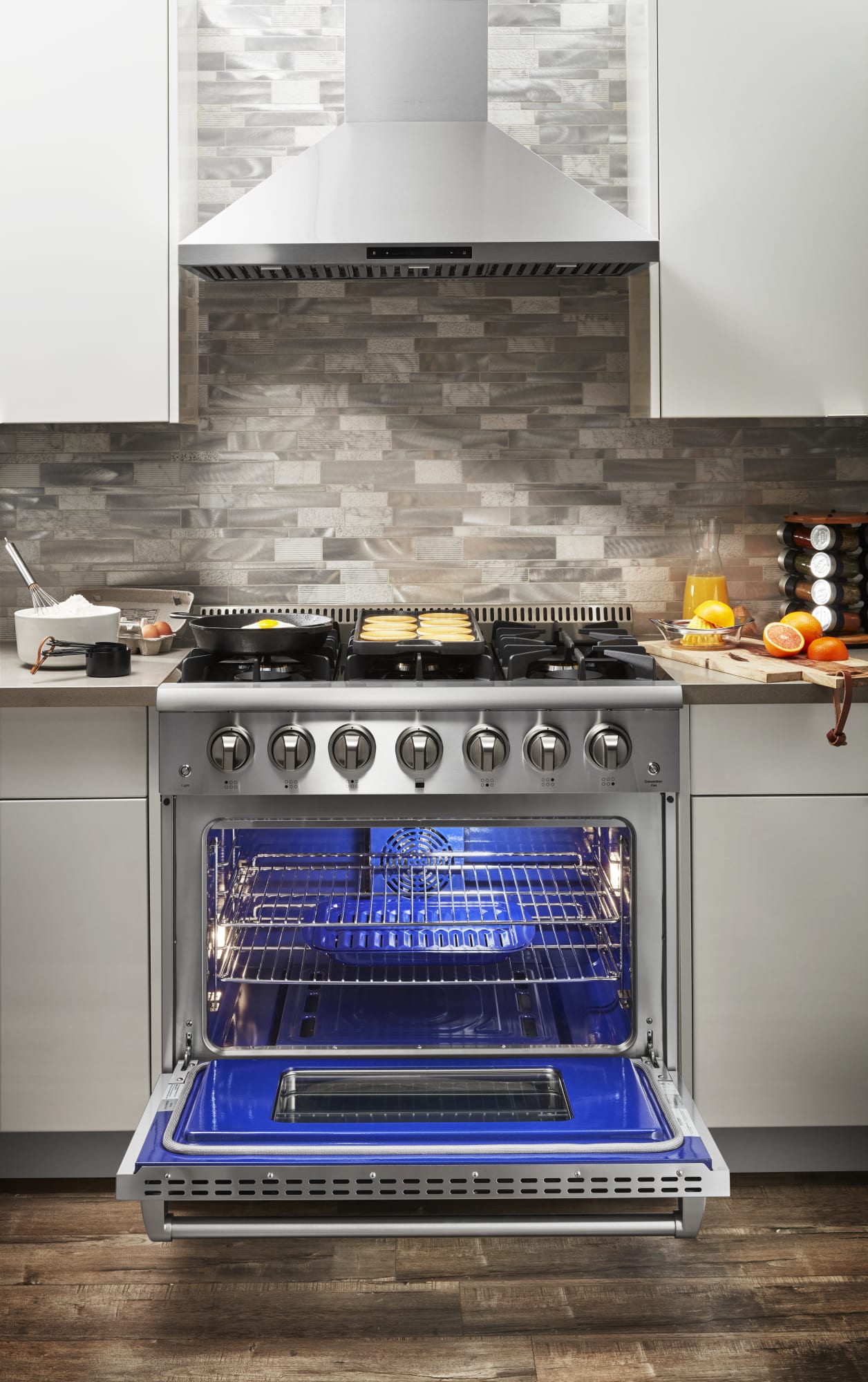 Thor Kitchen HRD3606U 36 Inch Freestanding Professional Dual Fuel Range with 6 Sealed Burners, 5