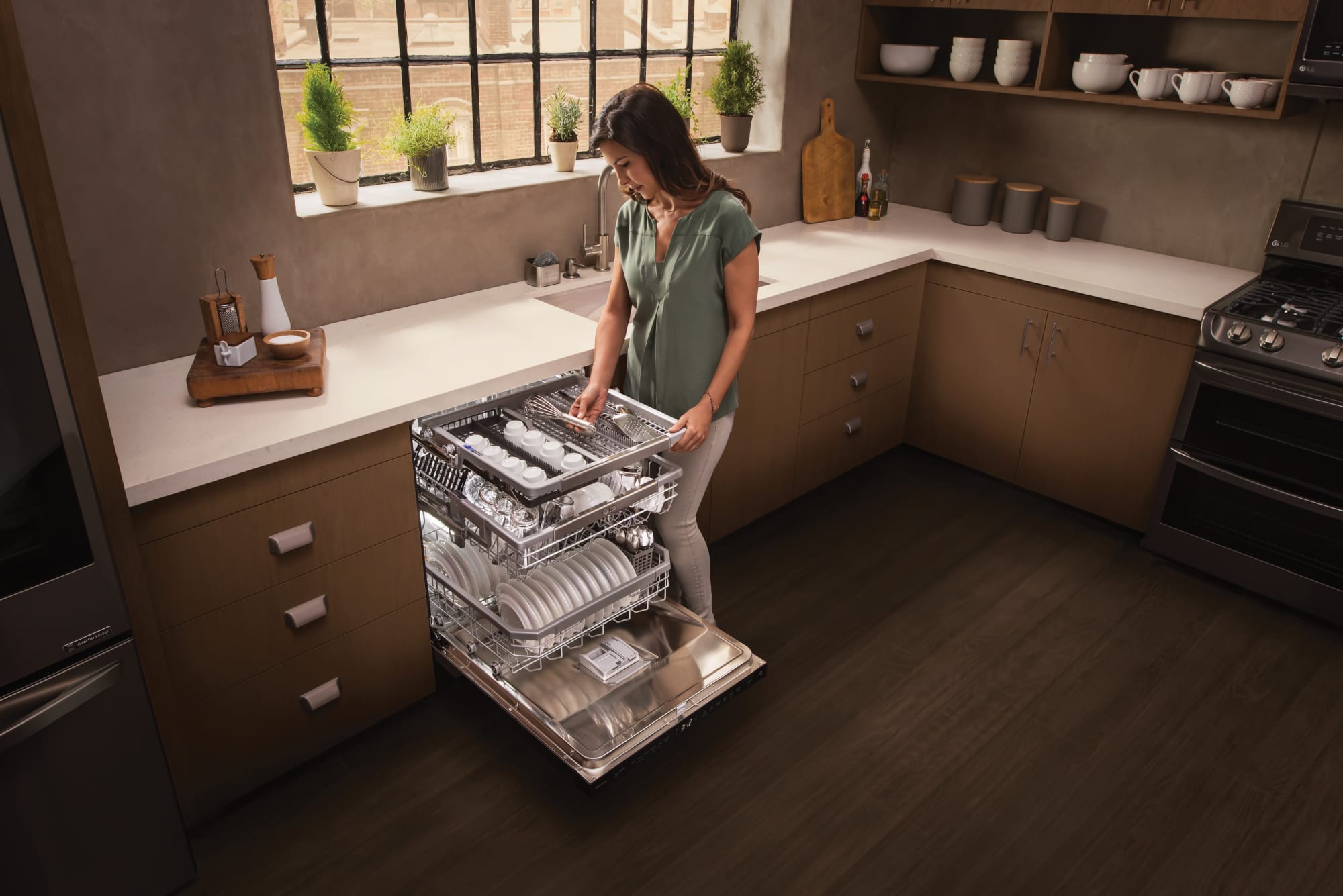 LG LDP6797BD 24 Inch Fully Integrated QuadWash™ Smart Dishwasher with