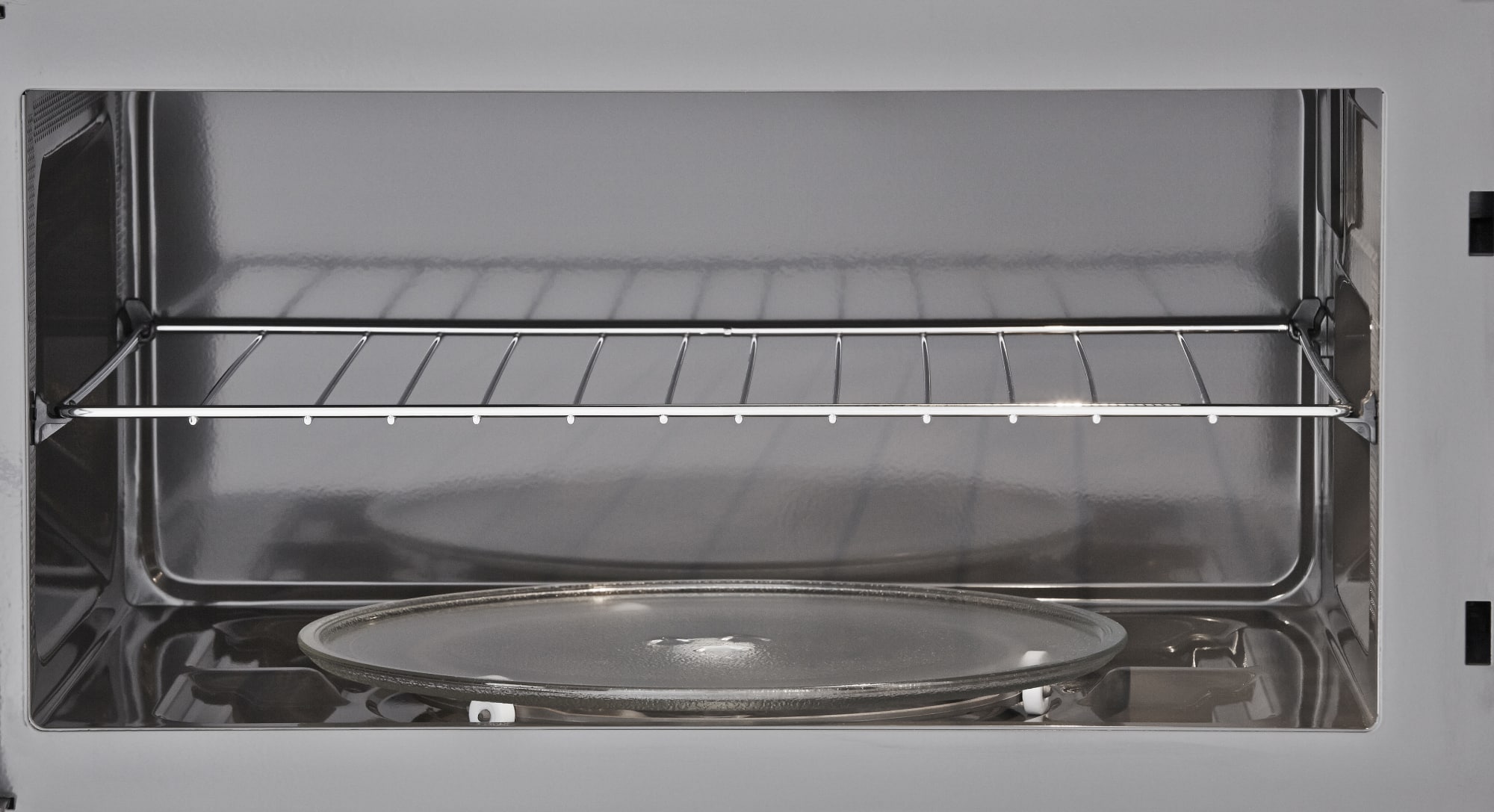 LG LMV1762ST 1.7 cu. ft. OvertheRange Microwave with EZOn, Energy
