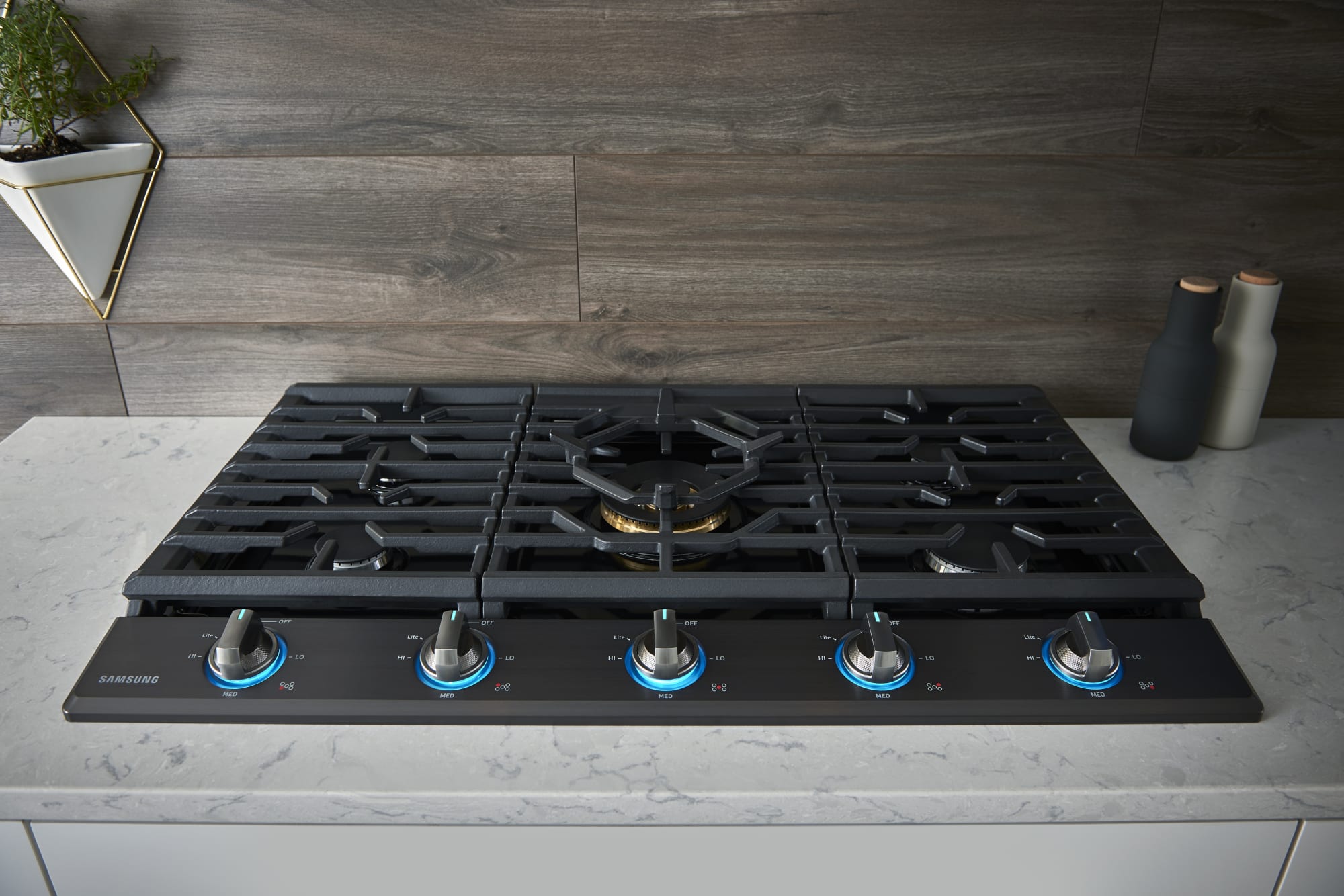 Samsung NA36K7750TG 36 Inch Gas Cooktop with 5 Sealed Burners, 22,000