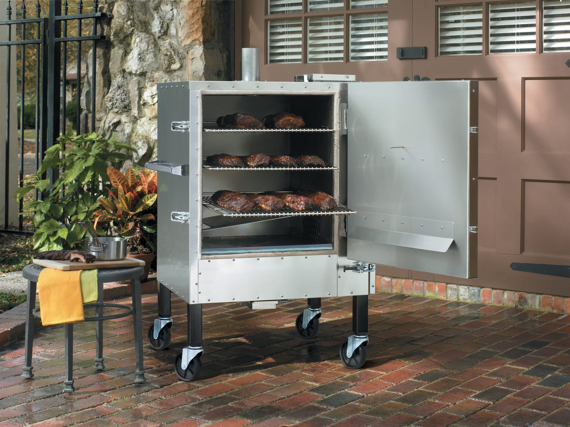 Viking VCPS364SS 36 Inch Portable Outdoor Gravity Feed Charcoal Smoker with 9.7 cu. ft. Capacity