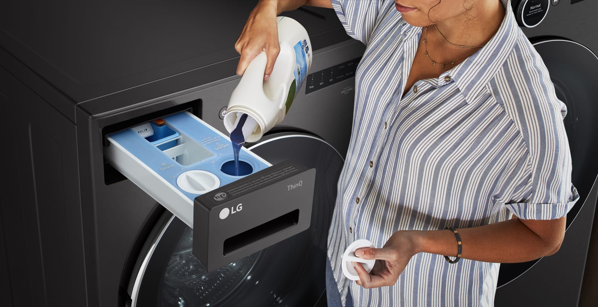 LG WM6700HBA 27 Inch Smart Front Load Washer with 5.0 Cu. Ft. Capacity