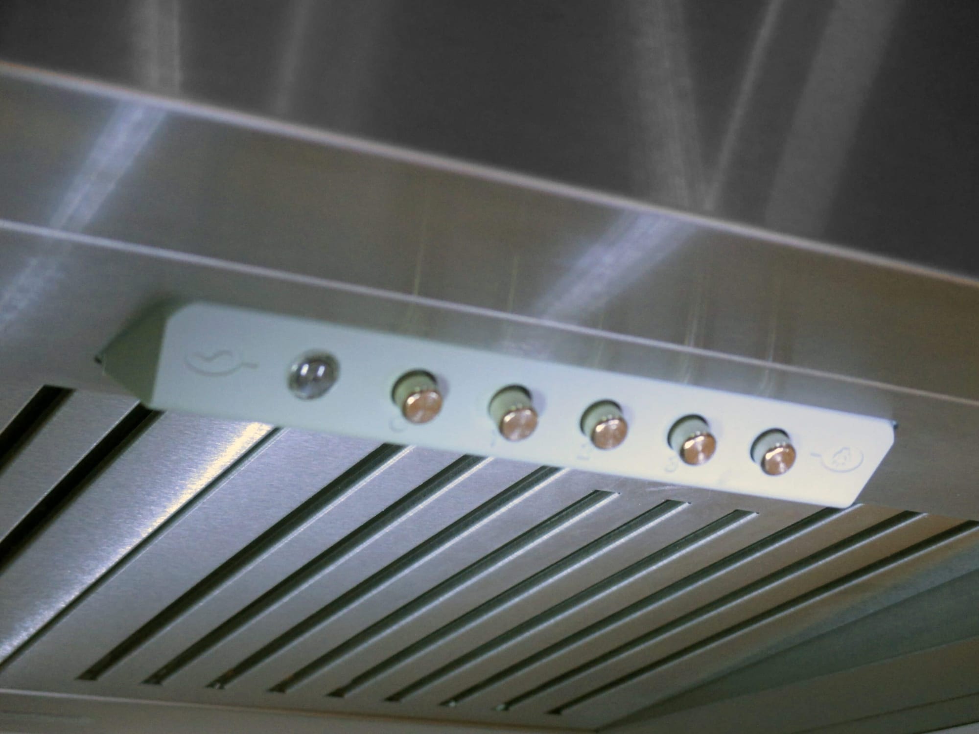 XO XOT30SC Under Range Hood with 4Speed/600 CFM Blower, Code