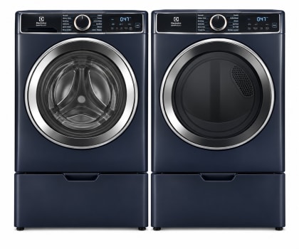 GE GEWADREPVRS8703 - Side by Side on Risers Washer & Dryer Set with Front Load Washer and Electric Dryer in Sapphire Blue