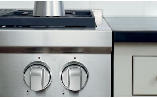 Wolf 821182 - Brushed Stainless Knobs