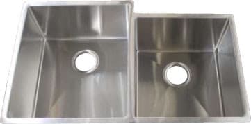 Frigidaire Gallery Series FGUR3320D99 - 18 Gauge 304 Stainless Steel Double Bowl Undermount Sink