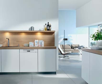 Miele Futura Dimension Series G6305SCUW - White Lifestyle