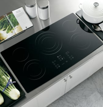 Ge Pp975bmbb 36 Inch Smoothtop Electric Cooktop With 5 Ribbon