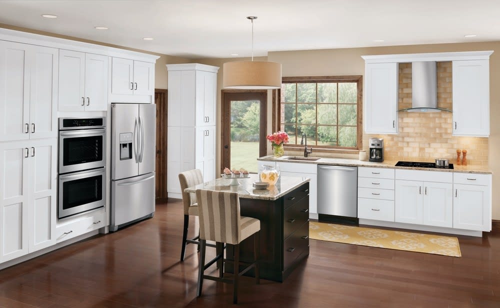 Frigidaire FFIC3026TB 30 Inch Induction Cooktop with Auto Sizing™ Pan