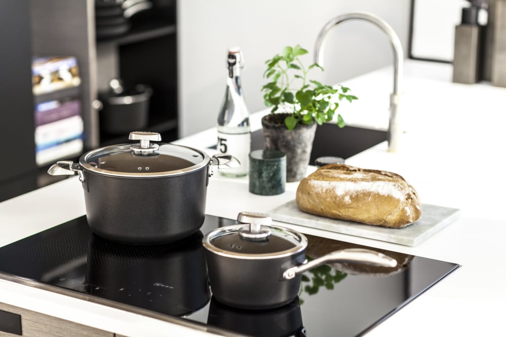 Scanpan 68000900 Pro IQ 9Piece Cookware Set with Ceramic Titanium