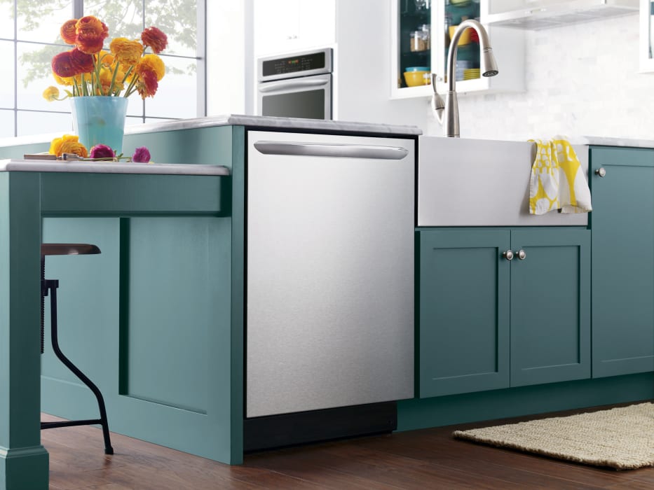 Frigidaire FGID2466QF 24 Inch Fully Integrated Dishwasher with 14 Place